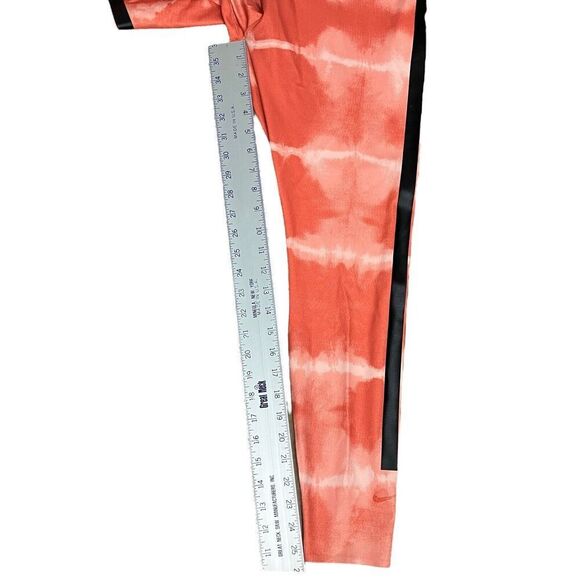 Nike Dri-FIT WMNS L Orange One Luxe Mid-Rise Printed Training Legging DM7619-827 - Picture 2 of 11